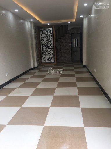 Cho thuê nhà riêng Hoàng Đạo Thành- Kim Giang, 40 m2x 6 tầng, nhà xây mới đẹp