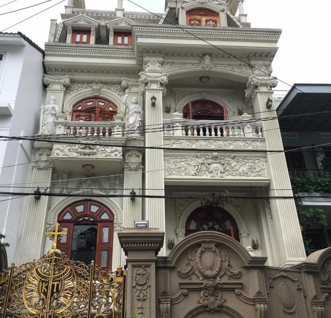 Bán nhà villa 3 lầu đường Nguyễn Chí Thanh, Phường 9, quận 5. DT: 8x20m, giá 28.5 tỷ