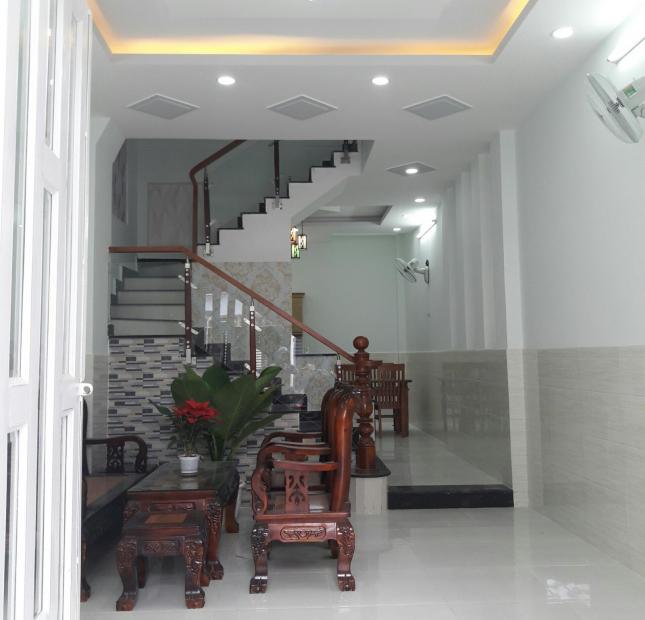 Cần tiền bán căn biệt thự HXT Nguyễn Tuân, p3, Gò Vấp: diện tích 8m x 19m, 2 lầu 5PN(diện tíchCN 150m2) 8.5 tỷ 