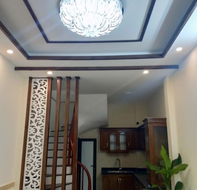 Bán nhà mặt ngõ Minh Khai, Hai Bà Trưng 40m2x5T giá 3.35 tỷ ngõ thông vị trí đẹp