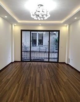 Bán nhà Mặt phố Yên Lạc, Đường rộng 8m, ô tô vào nhà, DT 60m2x4T, Giá 6,85 tỷ