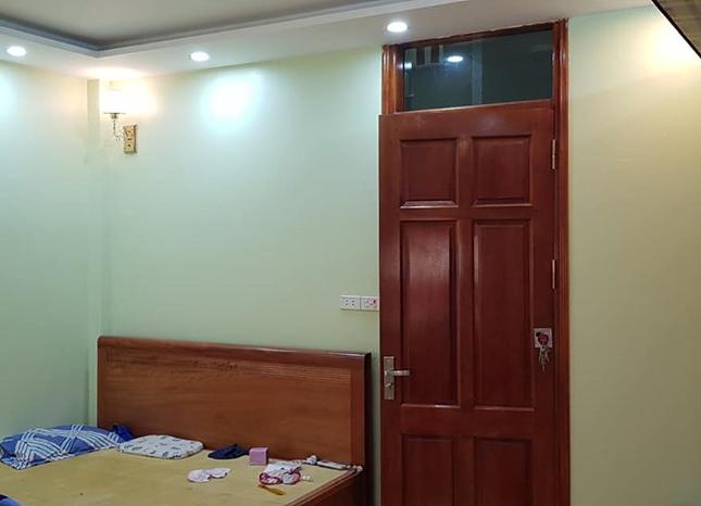 	Nhà chỉ 2 tỷ đẹp nhất Định Công Hạ