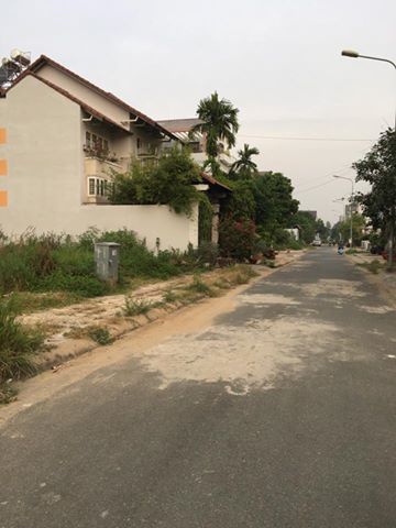 Bán đất Bửu Hòa 2 mặt tiền đường sổ hồng riêng thổ cư giá chỉ 8tr/m2