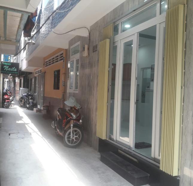 Bán nhà mặt tiền Lê Hồng Phong, Q. 10 - DT: 54m2 trệt + 1 lầu, giá 12.5 tỷ TL