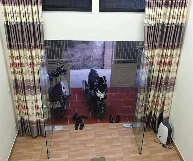 BÁN NHÀ KHƯƠNG ĐÌNH THANH XUÂN 46M2  GIÁ 2 TỶ 4