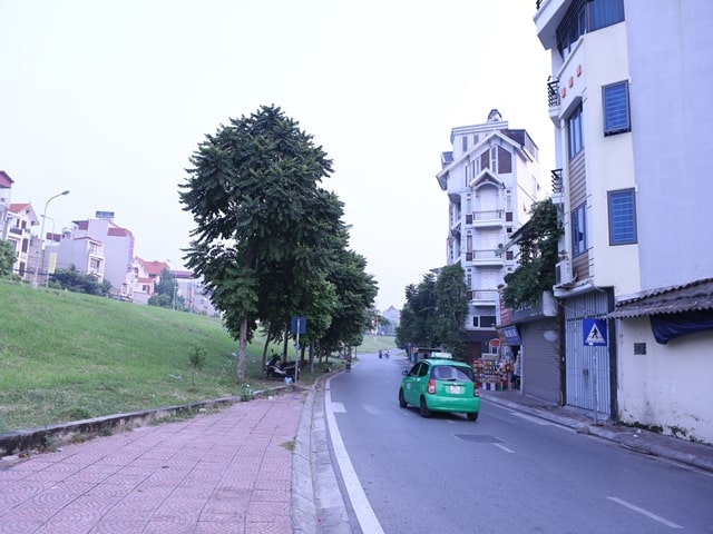 Chính chủ bán nhà mặt phố đường Ngọc Thụy, Quận Long Biên, Hà Nội