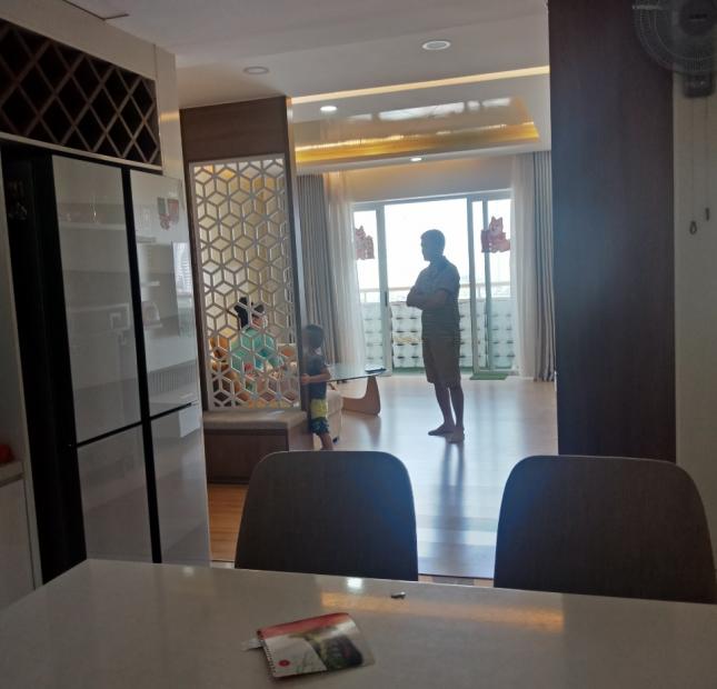 Bán căn hộ chung cư tại Dự án Hùng Vương Plaza, Quận 5,  Hồ Chí Minh diện tích 121m2  giá 5.6 Tỷ