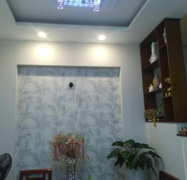 Bán gấp nhà Bằng Liệt, Hoàng Liệt, 38m2, 4 tầng, giá 2.3 tỷ. LH 0984094326