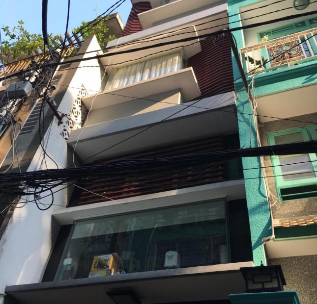Bán gấp nhà Trần Hưng Đạo 4.1x17, 1 lầu, 10,2 tỷ.GPXD : 3 lầu sân thượng
