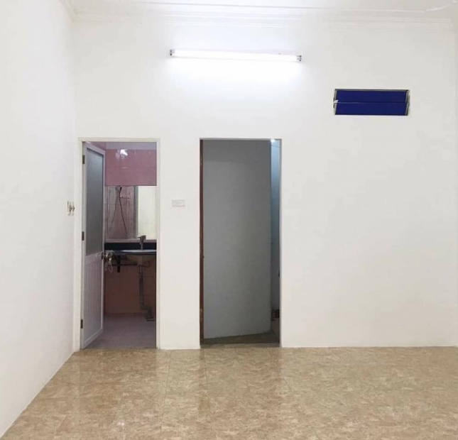 Bán gấp nhà đẹp, ở ngay, phố Xã Đàn, diện tích 36m2 x 4 tầng, giá 2.25 tỷ. LH: 0984094326