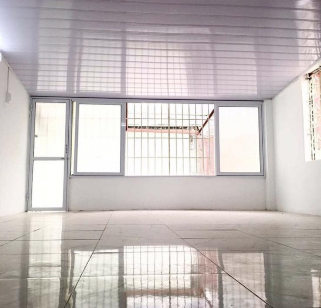 Bán gấp nhà đẹp, ở ngay, phố Xã Đàn, diện tích 36m2 x 4 tầng, giá 2.25 tỷ. LH: 0984094326