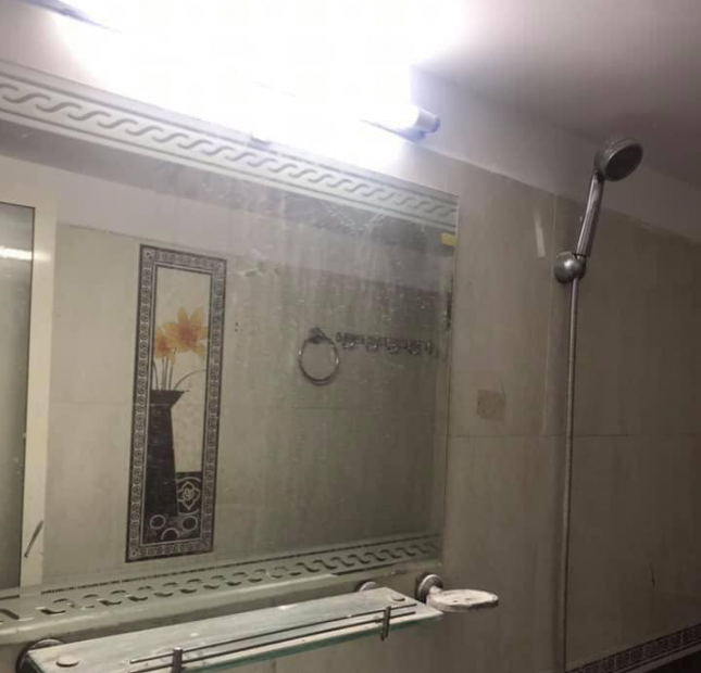 Chính chủ bán nhà Giáp Bát, 42m2, 4 tầng, mt 4.8m, giá 2.85 tỷ. LH: 0984094326