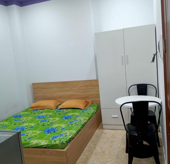 Cho thuê căn hộ Mini đối diện trường ĐH Tôn Đức Thắng, full nội thất, giá 5tr/tháng.