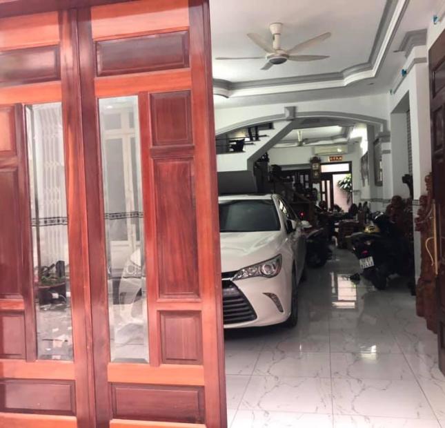 Bán nhà đường Huỳnh Văn Bánh, Quận Phú Nhuận, xe hơi vào nhà, 4x20m, 5T giá 11.5 tỷ