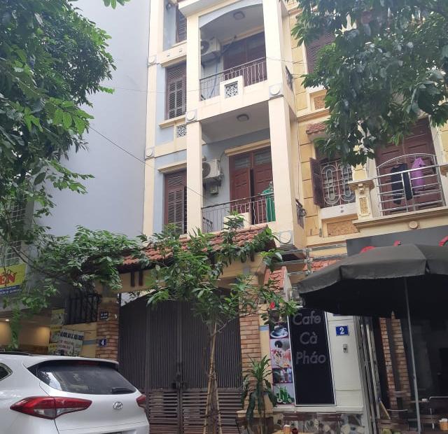 Bán nhà phân lô Ôtô tránh phố Nguyễn Chánh 40m2, 5 tầng, Mt 4m, 8,5tỷ.