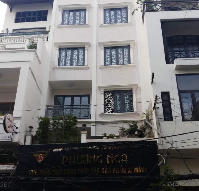 Cần Cho thuê nhà phố mặt tiền Nguyễn Văn Cừ, P. Nguyễn Cư Trinh, Quận 1, diện tích 4*20m, 3 lầu