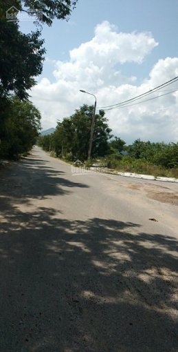 Bán đất đường 7.5m tái định cư Hòa Sơn 6,sát UBND xã Hòa Sơn Chỉ 1.45 Tỷ. LH: 0763 790 591