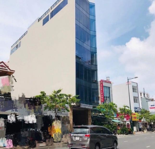 Cho thuê nhà mặt tiền đường Lê Văn Việt quận 9 đoạn sầm uất. 10x65m. 2 Lầu, giá 110 triệu
