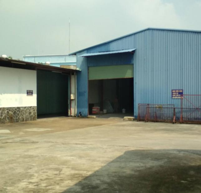Cần cho thuê kho xưởng mặt tiền đường Tân Kỳ Tân Quý, diện tích 1.500m2, giá tốt Quận Tân Phú