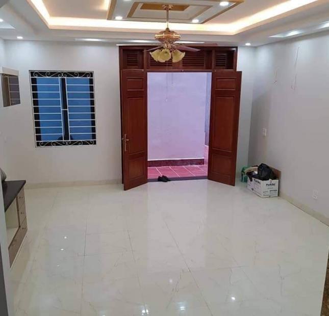 :        Bán nhà siêu hiếm Nam Dư 36m2, 5 tầng giá chỉ 1 tỷ 95