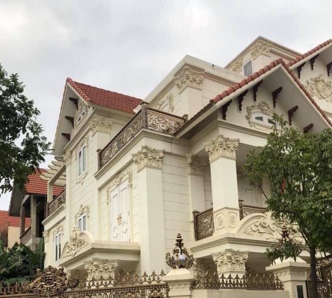 Biệt thự Linh Đàm, Hoàng Mai, Lô Góc Sang Chảnh, Đẳng Cấp  300m2x3T, giá 34 tỷ.
