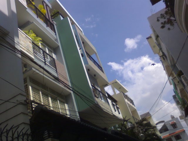 Bán nhà 1 trệt 6 lầu đường Lương Thế Vinh phường 9 Tp Vũng Tàu.