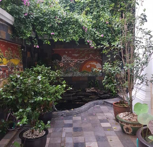 Bán SIÊU BIỆT THỰ 2 mặt đường, vườn hoa, ao cá tiểu cảnh 200m2 x 3,5T Việt Hưng, Long Biên