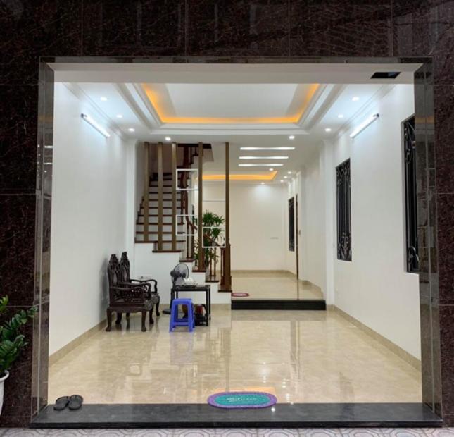 Bán nhà mặt ngõ phố Cầu Giấy, Nguyễn Văn Huyên, Dịch Vọng dt 55 m2 x 5 t giá 8 tỷ