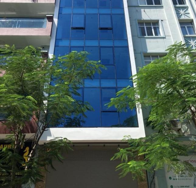 Cho thuê nhà mặt phố Trần Duy Hưng, Cầu Giấy, 60m2*5T mặt phố cực kỳ sầm uất.