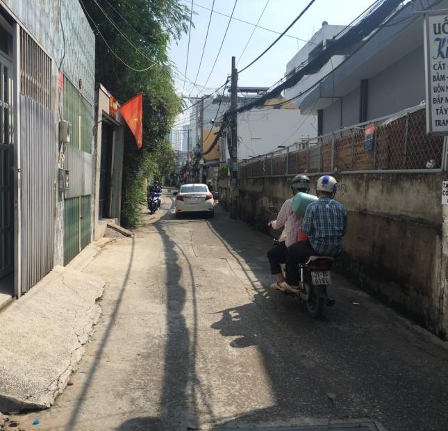 Bán nhà  2 lầu hẻm xe hơi 749 Đ.Huỳnh Tấn Phát Phường Phú Thuận Quận 7