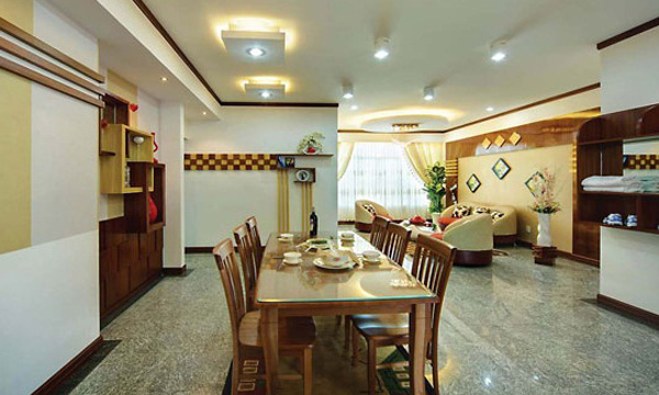 Cho thuê nhà MT Thái VĂn LungQ. 1 8x20m, trệt 4L giá: 80tr