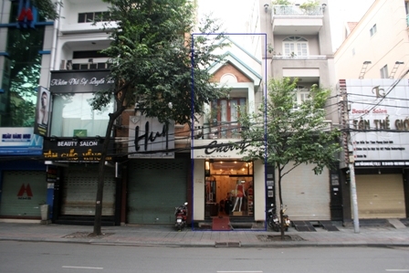 Bán nhà hẻm 152 Thành Thái, P. 12, Q. 10, DT: 5 x 19m, 3 lầu, ST, nhà đẹp hẻm rộng giá tốt