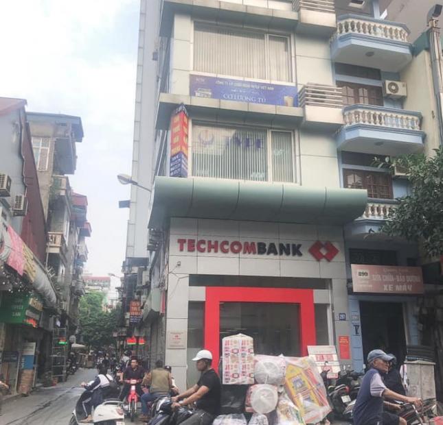 Bán nhà mặt phố Duy Tân, 7 tầng, thang máy, 2 mặt tiền, hiếm nhà bán, hơn 30 tỷ