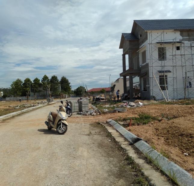 Bán đất nền dự án tại Dự án Khu dân cư Sơn Tịnh - Quảng Ngãi, Quảng Ngãi,  Quảng Ngãi diện tích 300m2  giá 2925 Triệu
