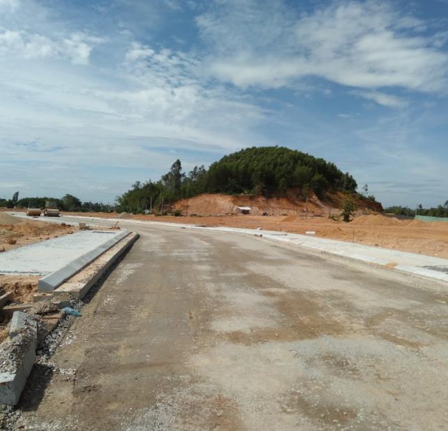 Bán đất nền dự án tại Dự án Khu dân cư Sơn Tịnh - Quảng Ngãi, Quảng Ngãi,  Quảng Ngãi diện tích 300m2  giá 2925 Triệu