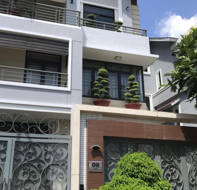 Kẹt tiền cần bán gấp căn nhà mặt tiền đường Nguyễn Bá Huân, Thảo Điền, Quận 2. 6x14m, 16 tỷ TL