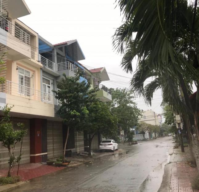 Chính chủ cần bán nhà đường Nguyễn Tấn Kỳ, P Trần Phú, tp Quảng Ngãi