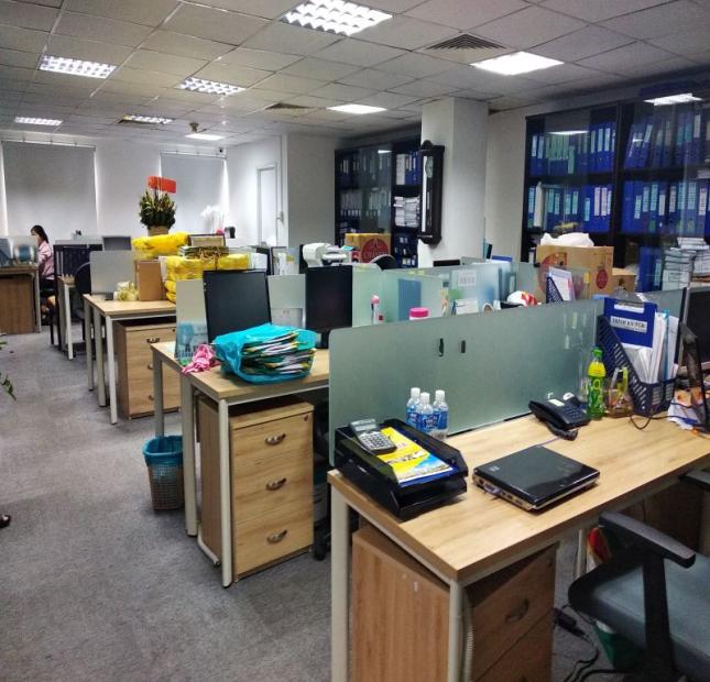 Cho thuê văn phòng 150m2, gần đường Nguyễn Đình Chiểu, Quận 3