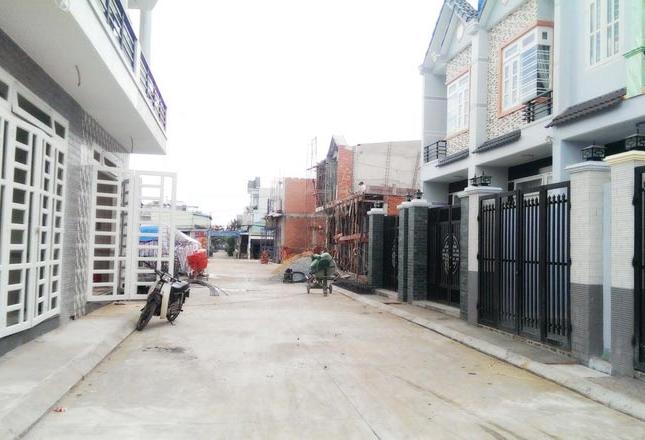 Nhà phố 5x18 sổ hồng mt Nguyễn Thị Ngâu Hóc Môn 880tr công chứng vào ở ngay 0898135669 