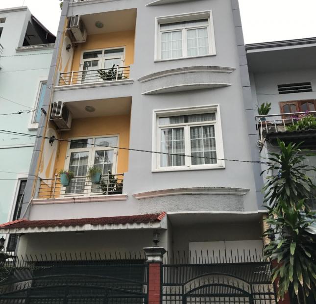 Bán nhà MT Lê Hồng Phong, P. 10, Q. 10 khu chuyên kinh doanh điện thoại DT: 4.3mx16m, giá: 23.5 tỷ