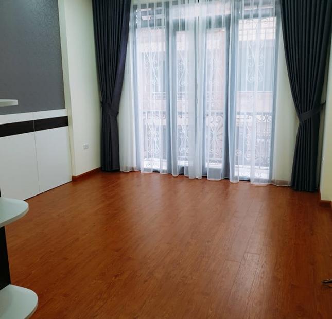 Nhà Đẹp,Hoàng Mai 42M2*5 Tầng, nhỉnh 3 tỷ.