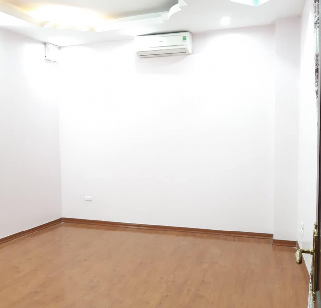 Nhà đẹp Kim Giang, Hoàng Mai, ô tô tránh, KD, 63m2, 4 tầng, giá 4,63 tỷ. LH 0984094326