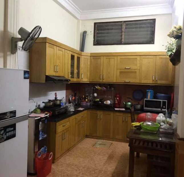 Bán nhà Bùi Xương Trạch, Thanh Xuân, 42m2, 5 tầng, giá 2.8 tỷ. LH 0984094326