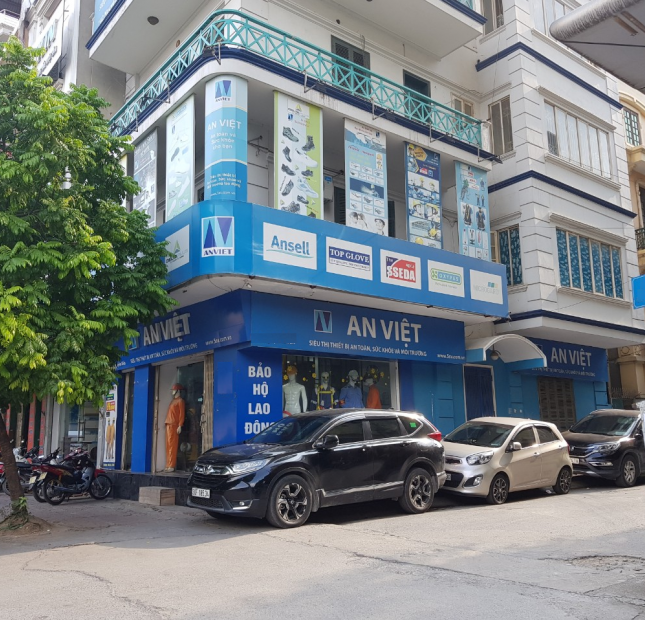 Cho thuê nhà mặt phố Nguyễn Xiển 80m* 4T làm ngân hàng, showroom, spa