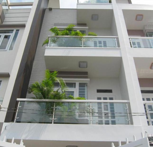 Cần bán nhà MT đường Châu Văn Liêm, Q. 5, DT: 68m2, 3 tầng, giá 22,5 tỷ (TL)