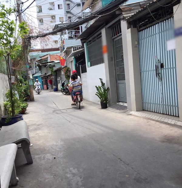 Cho thuê gấp nhà 1 lầu hẻm xe hơi 35 Nguyễn Văn Quỳ quận 7.