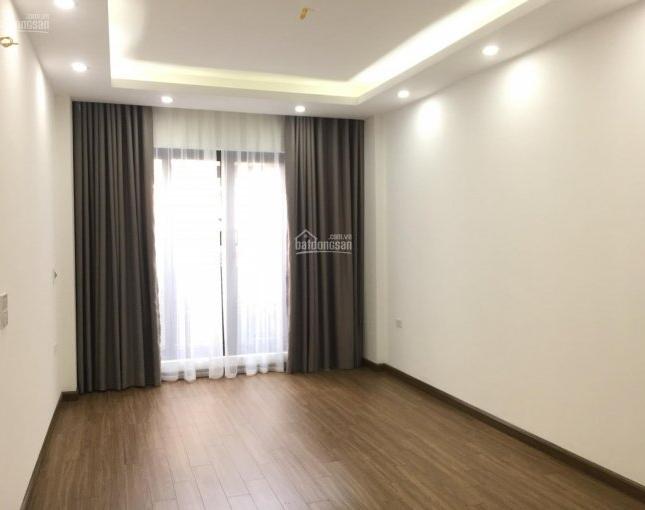 Bán nhà 5Tphố Trần Vỹ, Cầu Giấy. DT: 35m2,