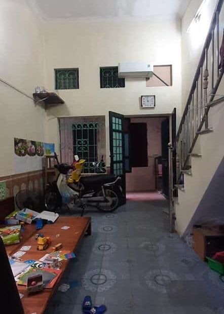 Bán nhà riêng tại Đường Khương Đình, Thanh Xuân, diện tích 27m2 3 tầng giá 1,8 Tỷ