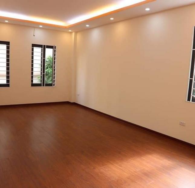 Mặt Phố Nam Dư kinh doanh tốt giá 3 tỷ 2