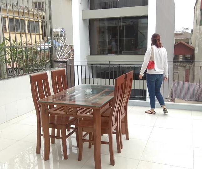 Bán nhà apartment 6 tầng phố Hoàng Hoa Thám , dt68m, mt 5m giá 13.6 tỷ.